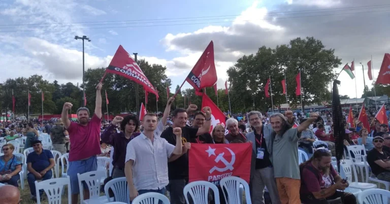 Copertina-Festa-do-avante